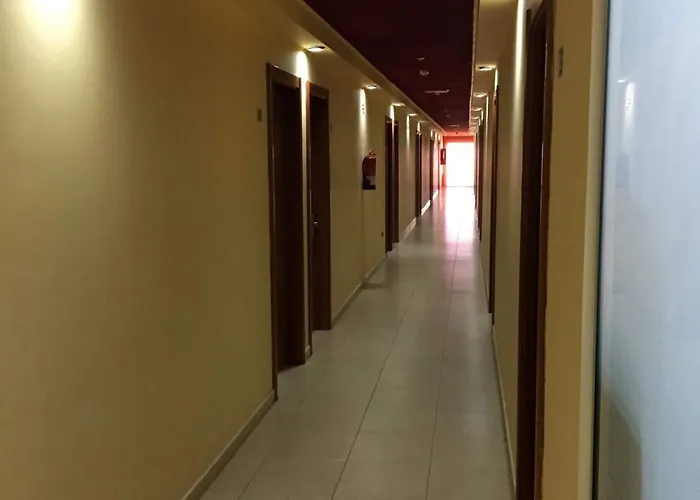Jonquera 3*