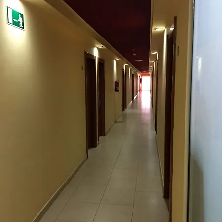 Jonquera 3*