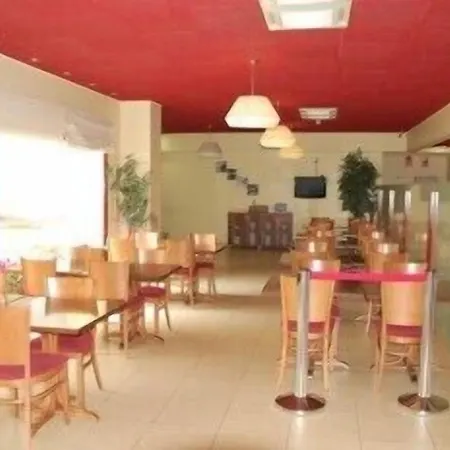 Jonquera Hotel La Jonquière